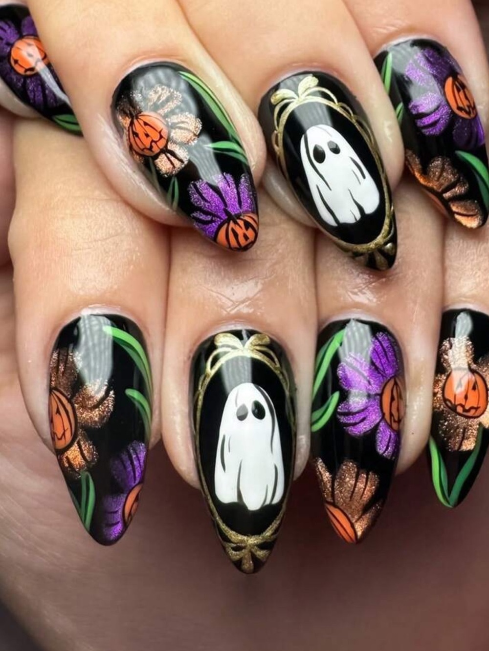 24pc Press On Nail Set from the Nail Bar 💅